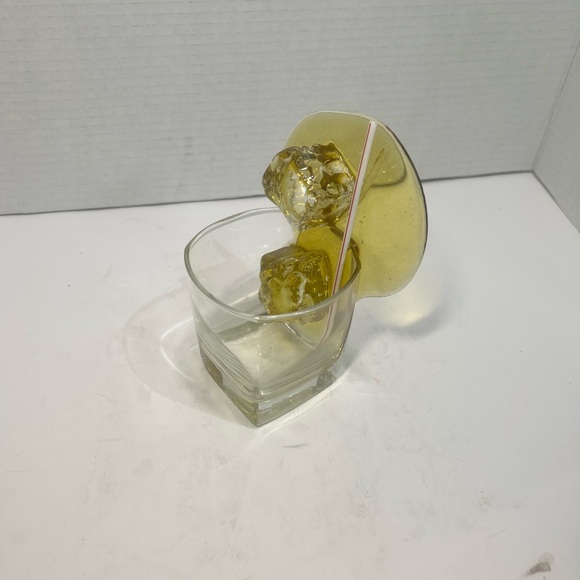 Colorful  Mock Spilled Drink  Set - Picture 7 of 7